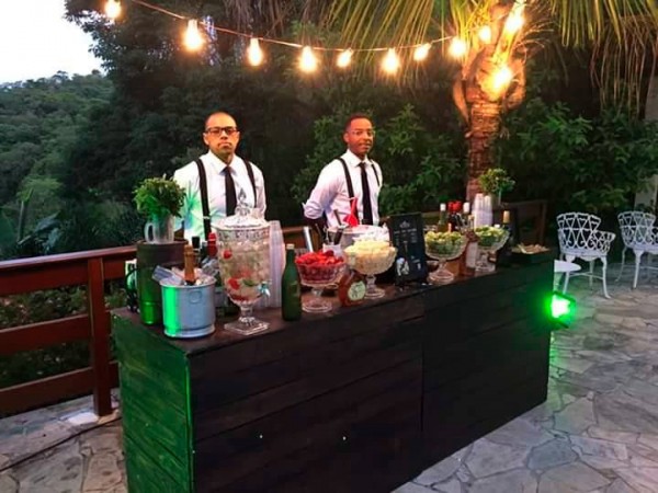 Hero's Drinks Bartender